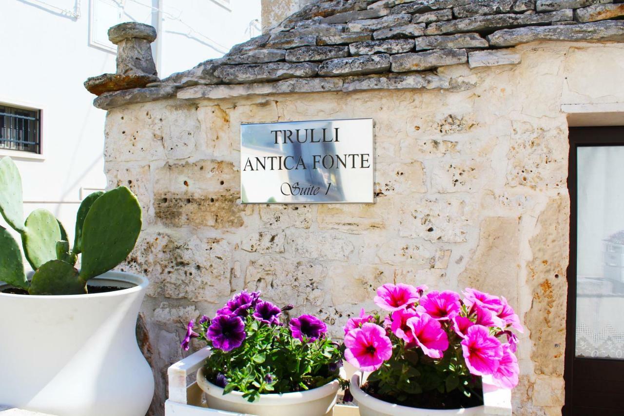 לינה וארוחת בוקר אלברובלו Trulli Antica Fonte מראה חיצוני תמונה